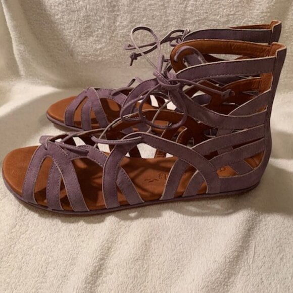 *HP* Mauve Gentle Souls Sandals.  NWOT - Picture 3 of 9